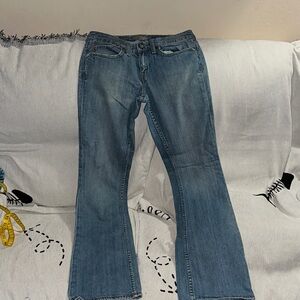 House of Dereon size 30 flare leg blue jeans stretchy